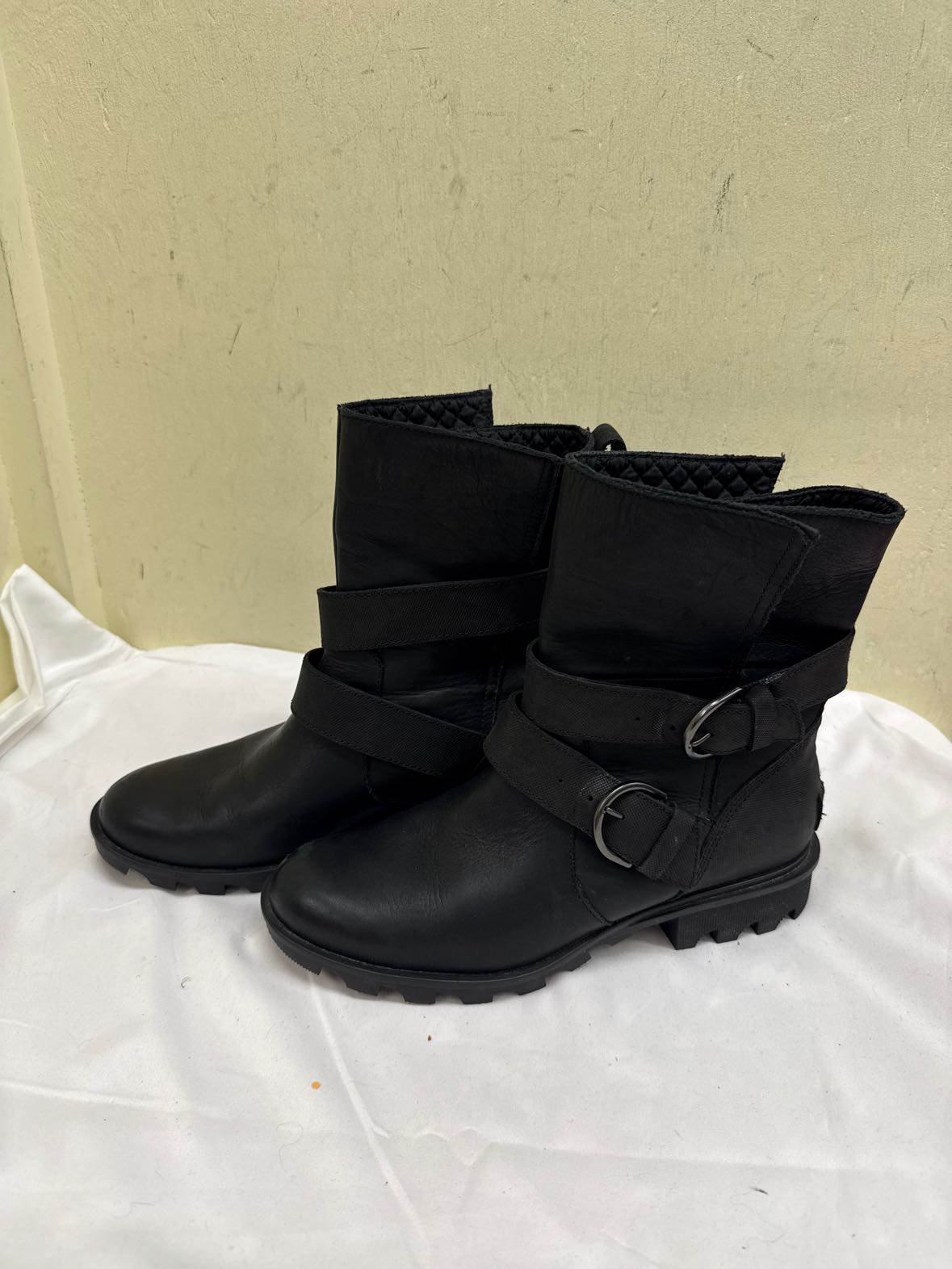 Sorel Women's Size 8-1/2 Black Boots Shoes