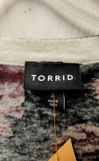 Torrid Women's Size 3 Black & Red Floral Cardigan