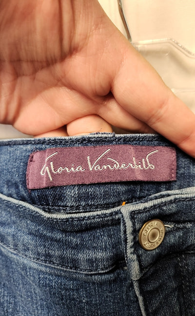 Gloria Vanderbilt Women's Size 33 (15-16) Blue Jeans