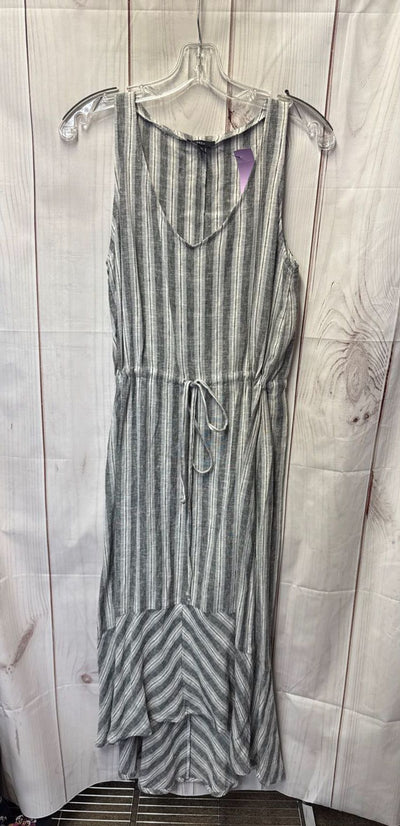 Drew Women's Size M Gray Dress