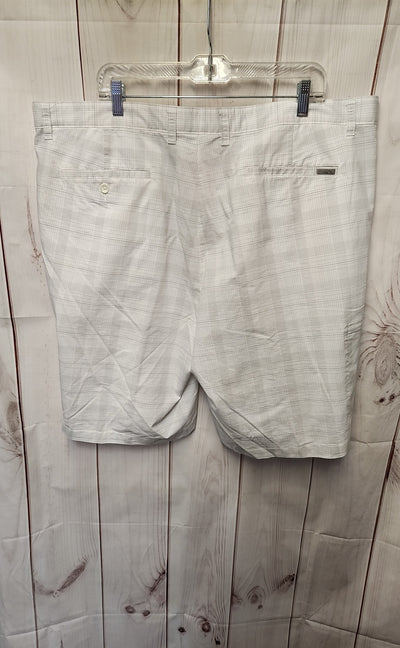 Greg Norman Men's Size 42 Gray Shorts