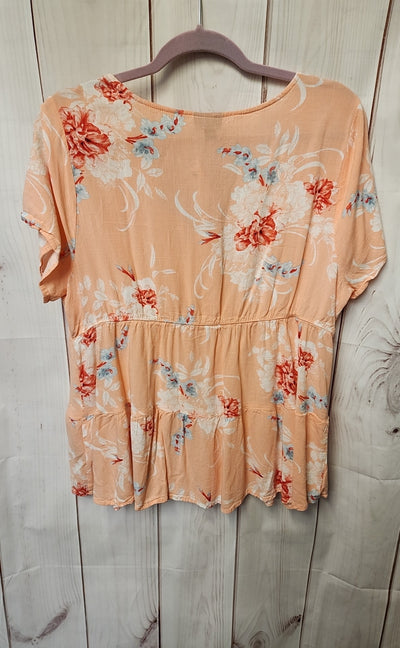 Torrid Women's Size 0 = US L/12 Pink Floral Short Sleeve Top