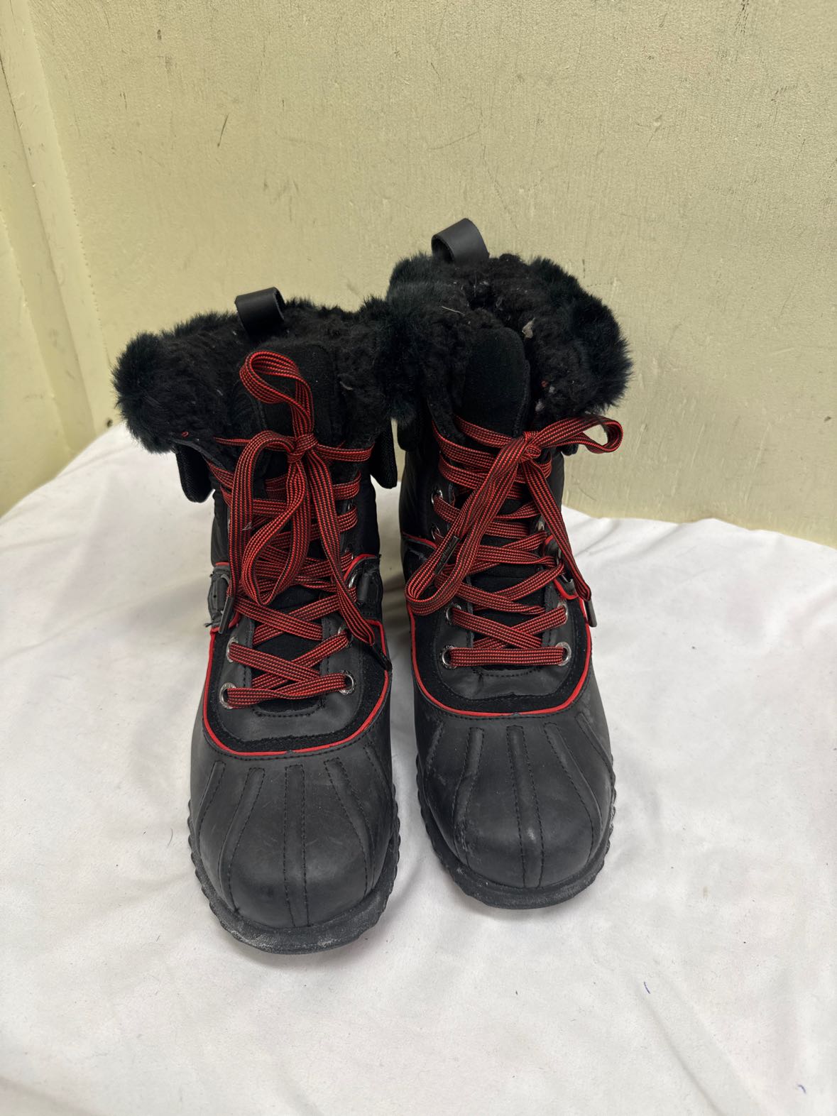 Pajar Women's Size 7 Black Boots Shoes