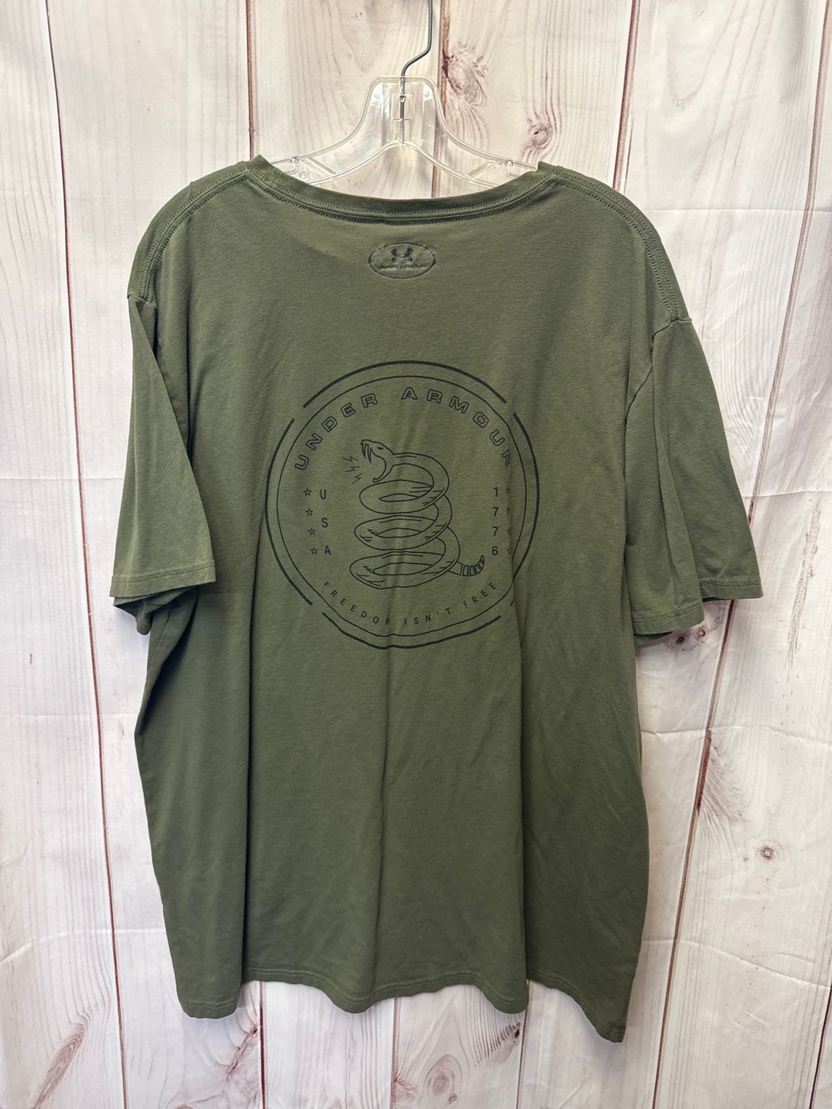 Under Armour Men's Size 2X Olive Green Shirt