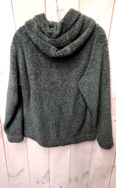 Liv Women's Size M Green Sweatshirt