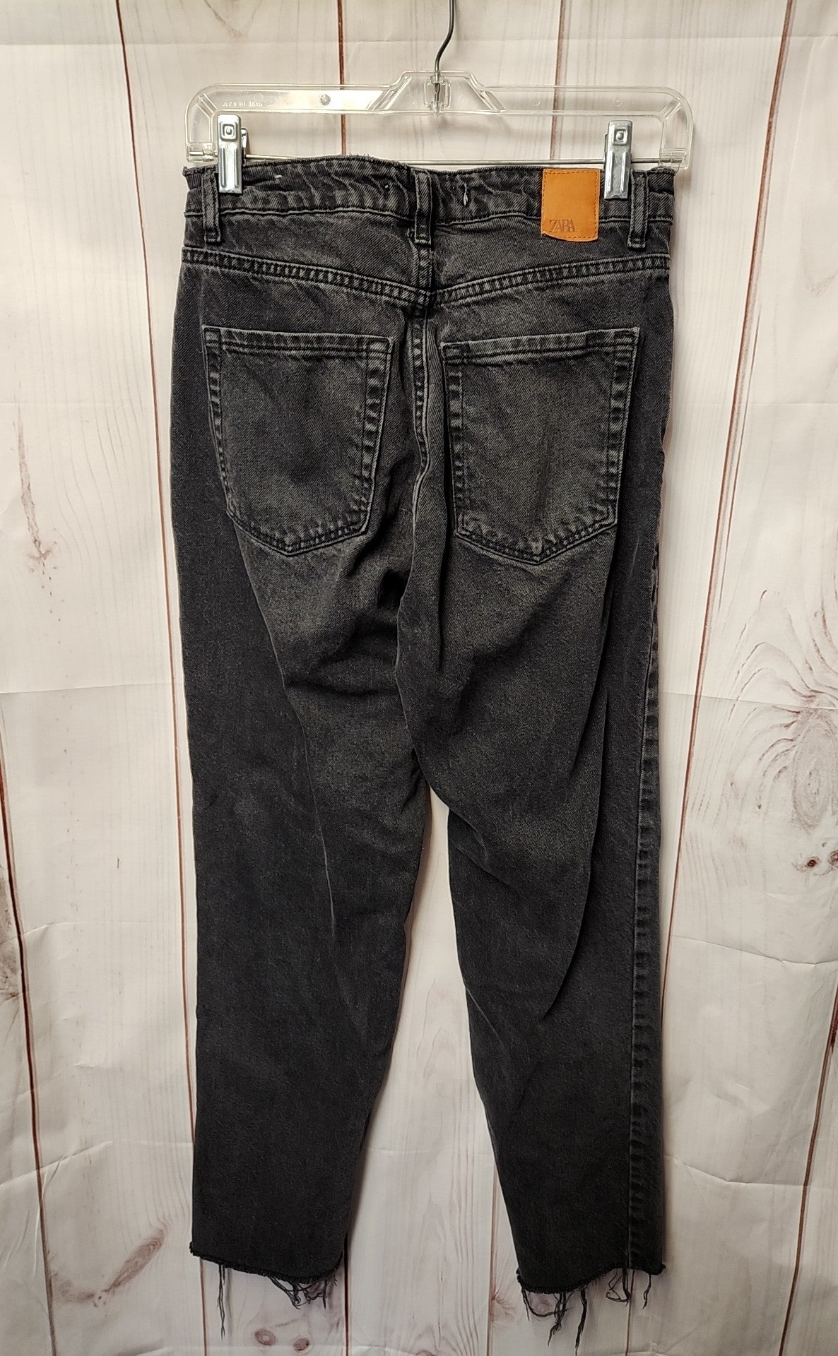Zara Women's Size 27 (3-4) Black Jeans