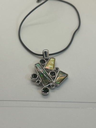 Lia Sophia 2012 Mother of Pearl w/crystals 16-19" necklace