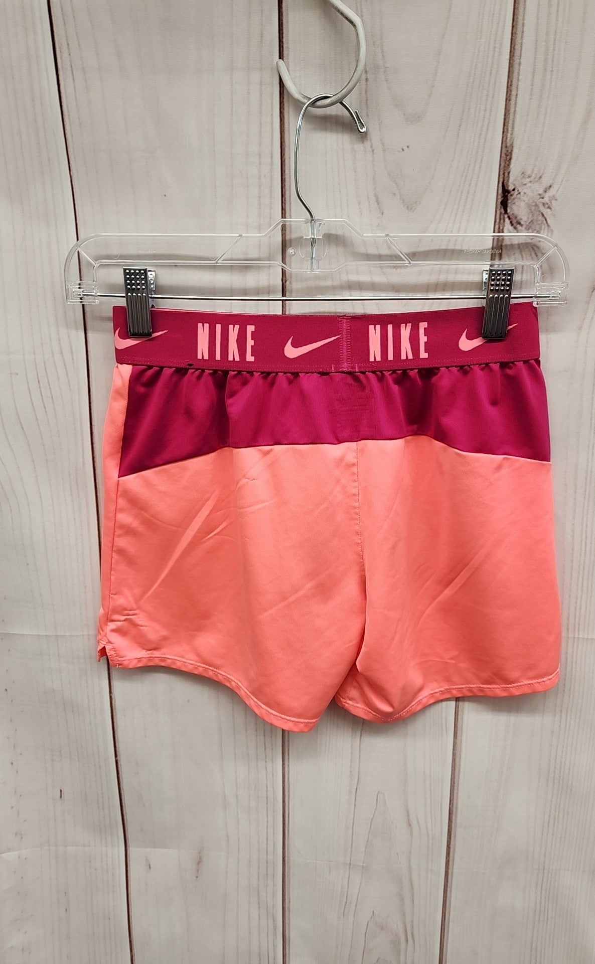Nike Women's Size M Pink Active Shorts