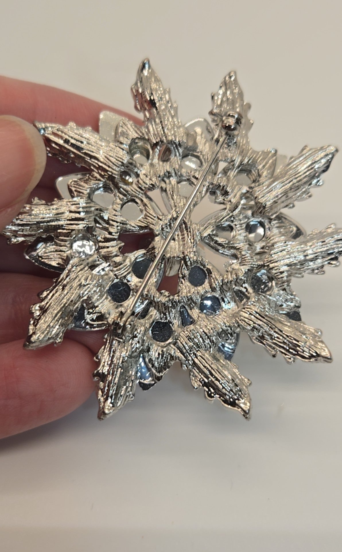 Rhinestone Flower Brooch Pin