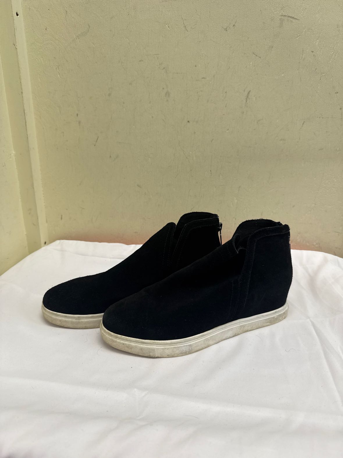 Blondo Women's Size 9-1/2 Black Boots