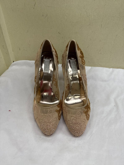 Badgley Mischka Women's Size 9 Tan Pumps Shoes