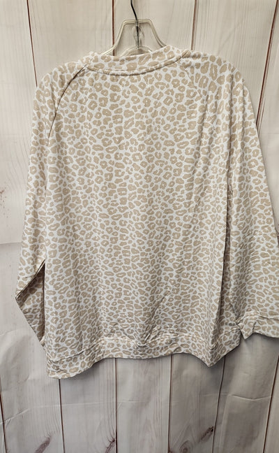 Rae Dunn Women's Size 1X Beige Animal Print Sweatshirt