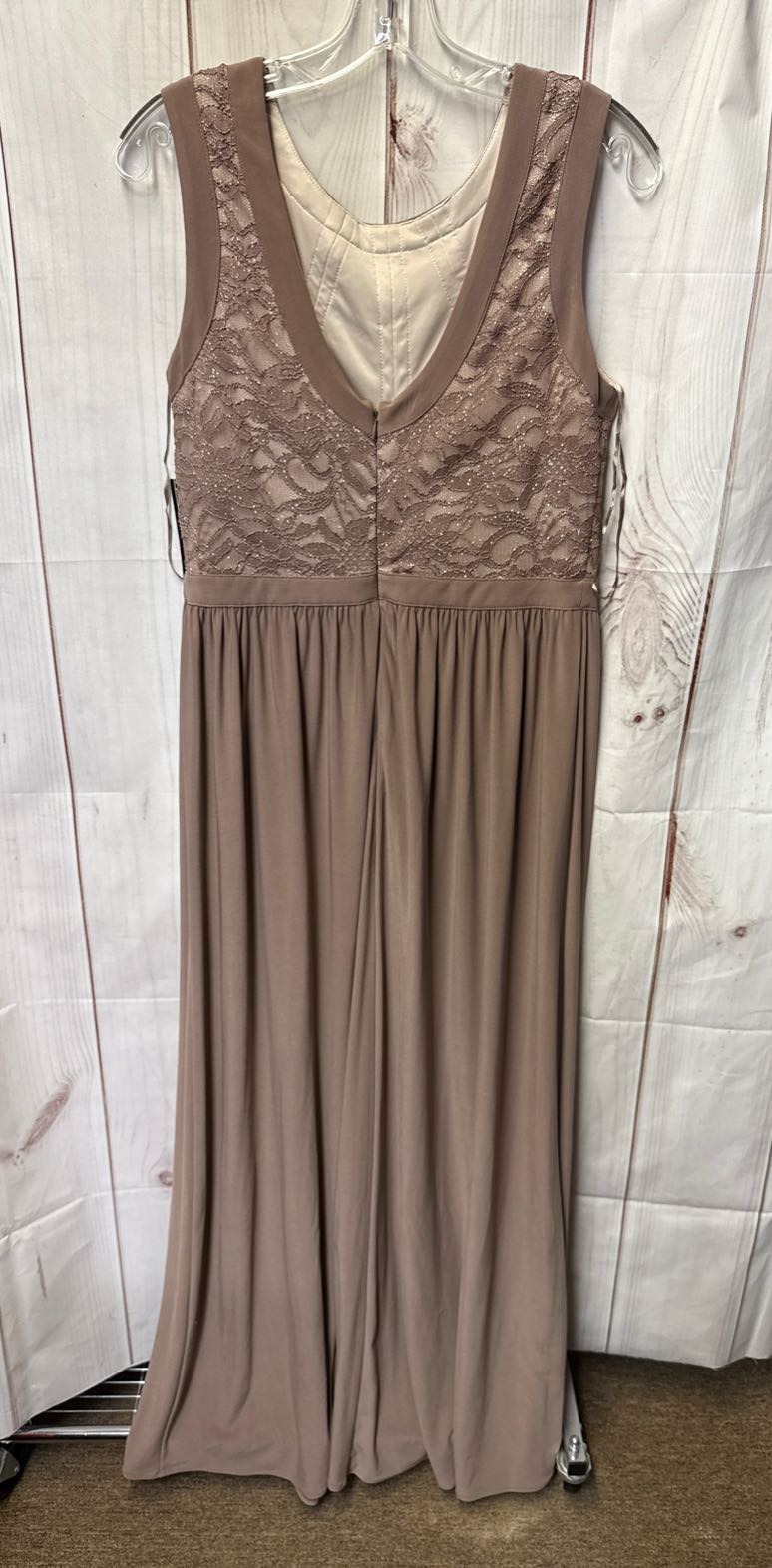 NWT R&M Richards Women's Size 12 Beige Dress