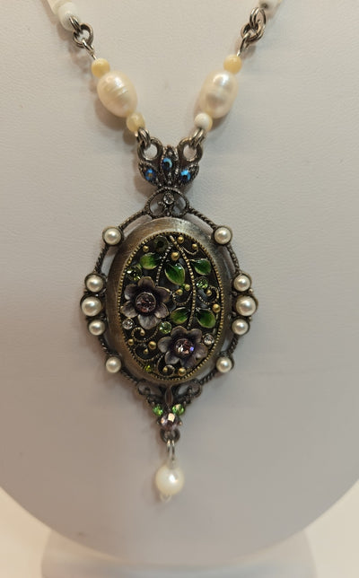 Floral Silver Rhinestone Necklace