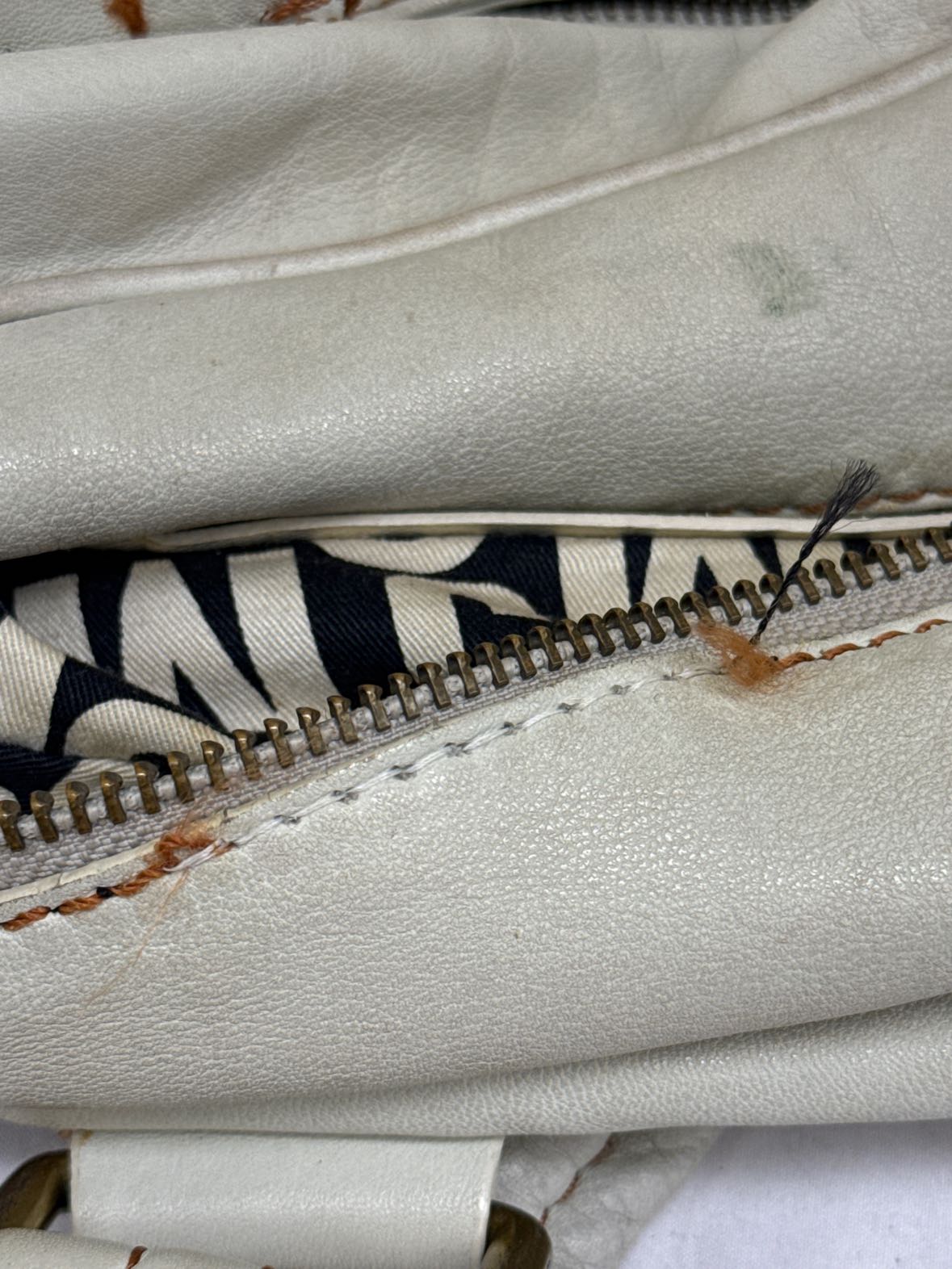 Marc by Marc Jacobs White Leather Purse Bag AS IS - marks/wear