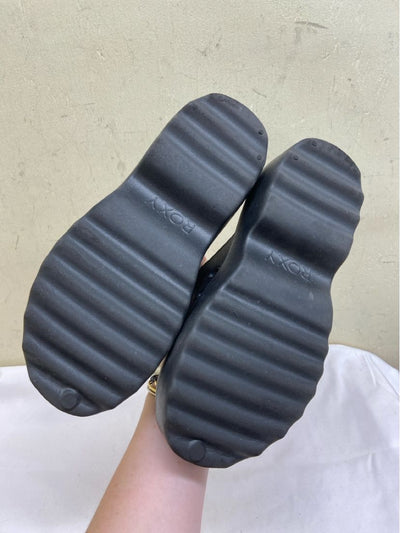 Roxy Women's Size 7 Black Clogs Shoes