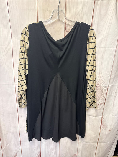Comfy Women's Size L Beige Long Sleeve Top