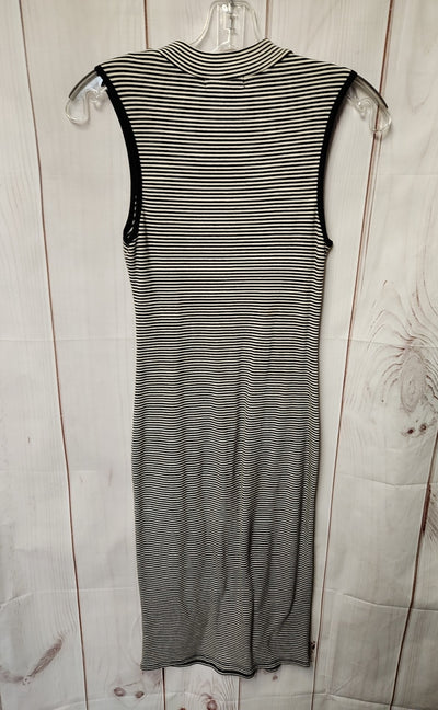 Monteau Women's Size XS Gray Dress