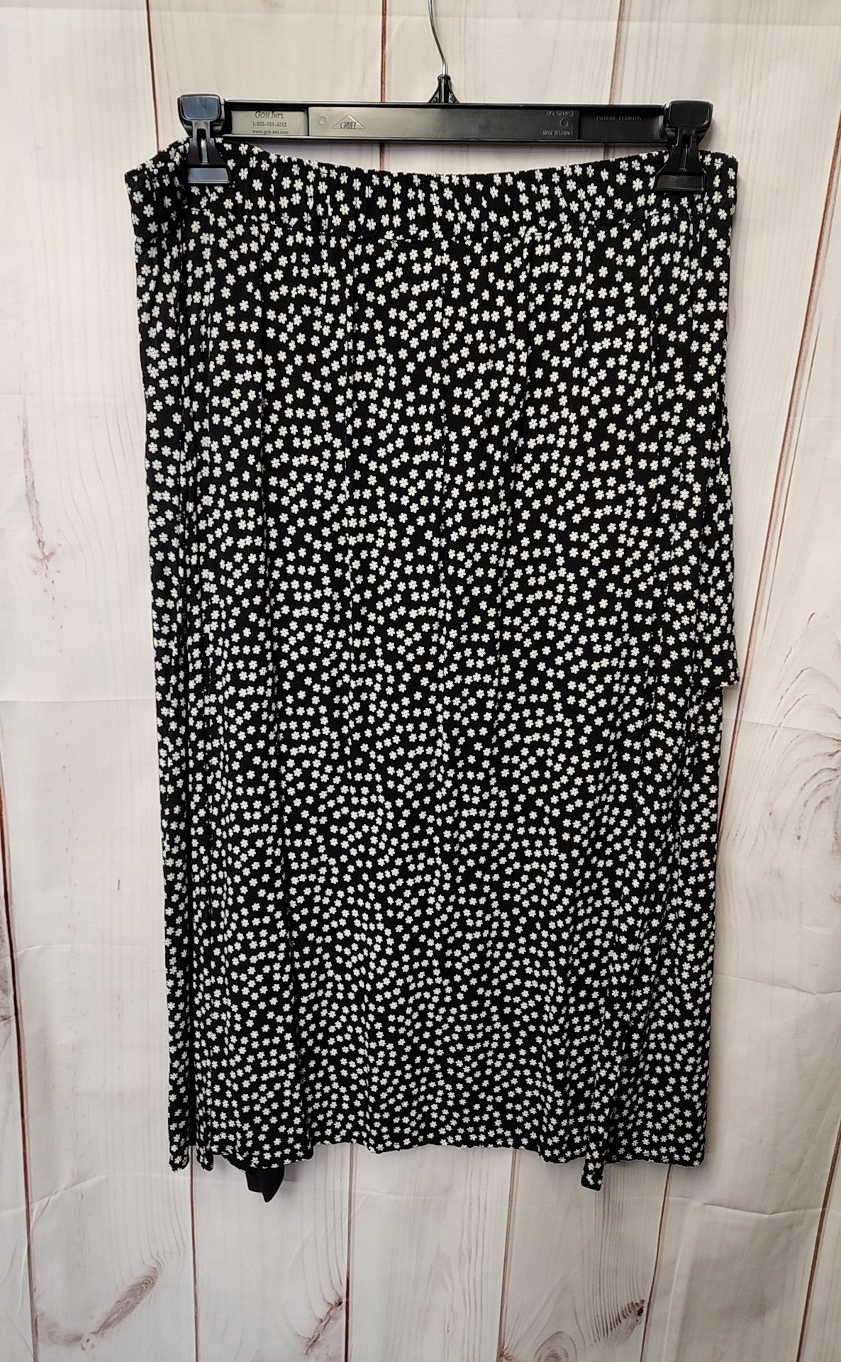 Rachel Zoe Women's Size 12 Black Floral Skirt