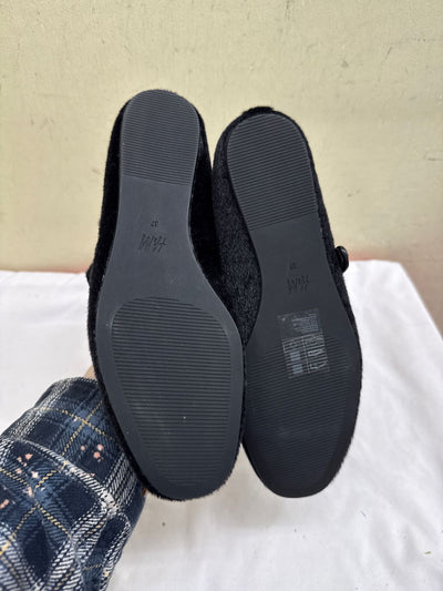 H&M Women's Size 37 = 6-1/2 Black Flats Shoes