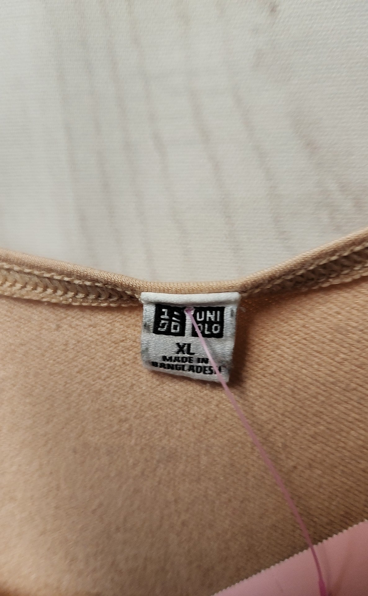 Uniqlo Women's Size XL Beige Long Sleeve Top