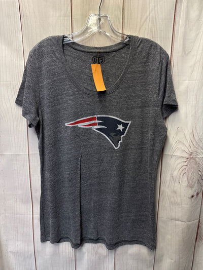 New England Patriots NFL Women's Size L Gray Short Sleeve Top