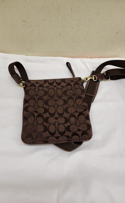 Coach 40688 Signature Canvas Swingback Brown Purse Bag
