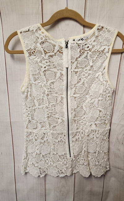 Cabi Women's Size M White Lace Floral Sleeveless Top