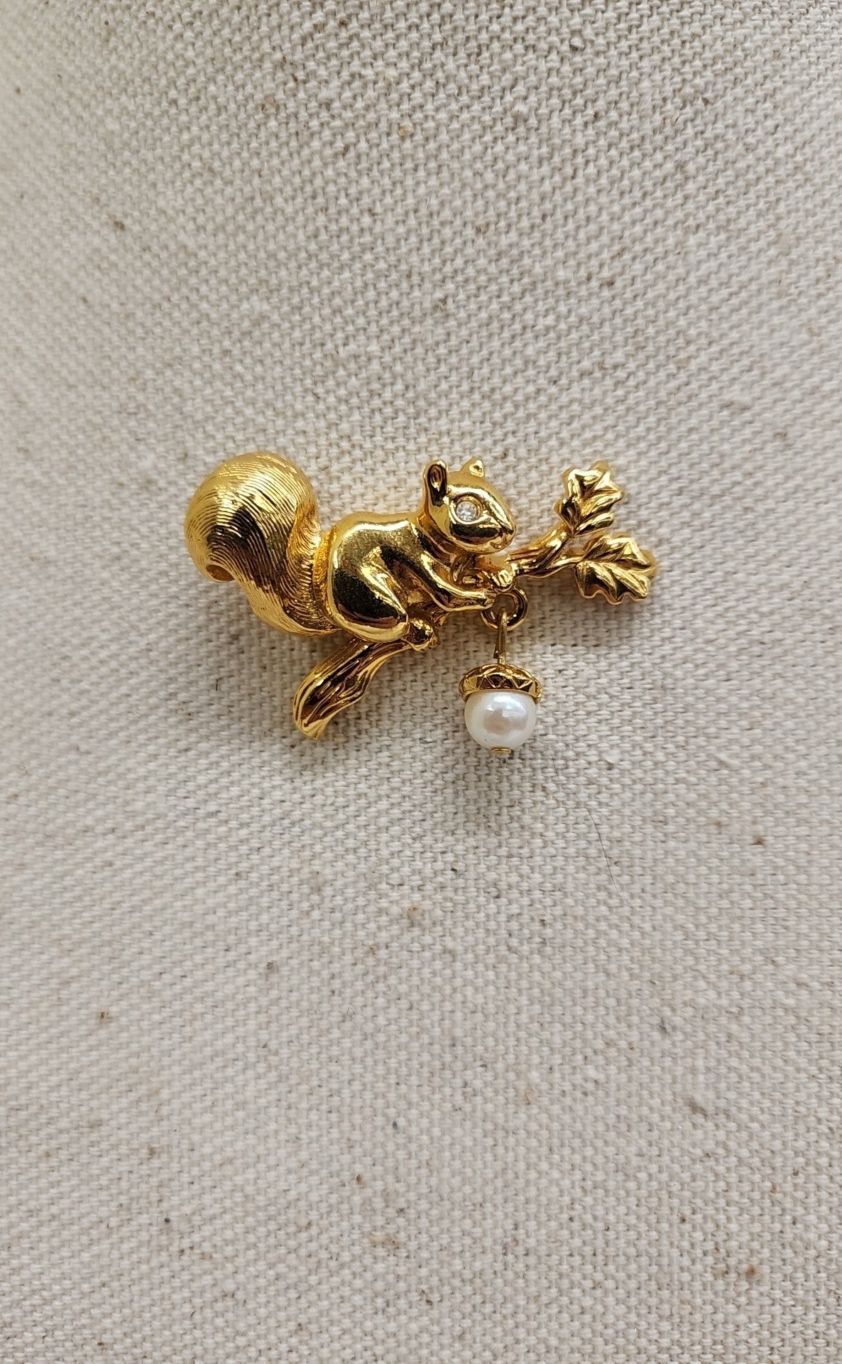 Avon Squirrel Brooch Pin