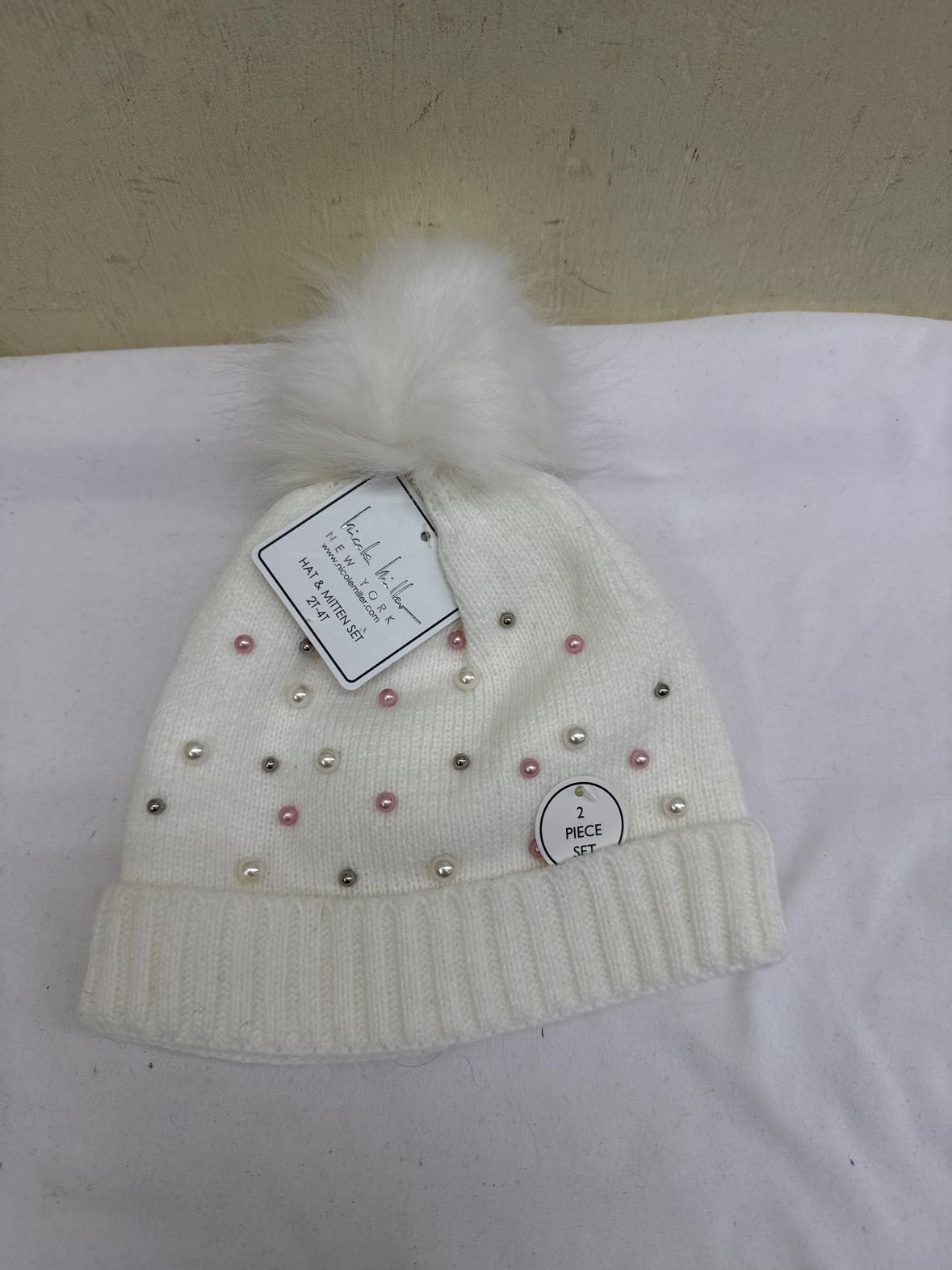 NWT Nicole Miller Kids' Size 2-4 White Hat & Gloves Set