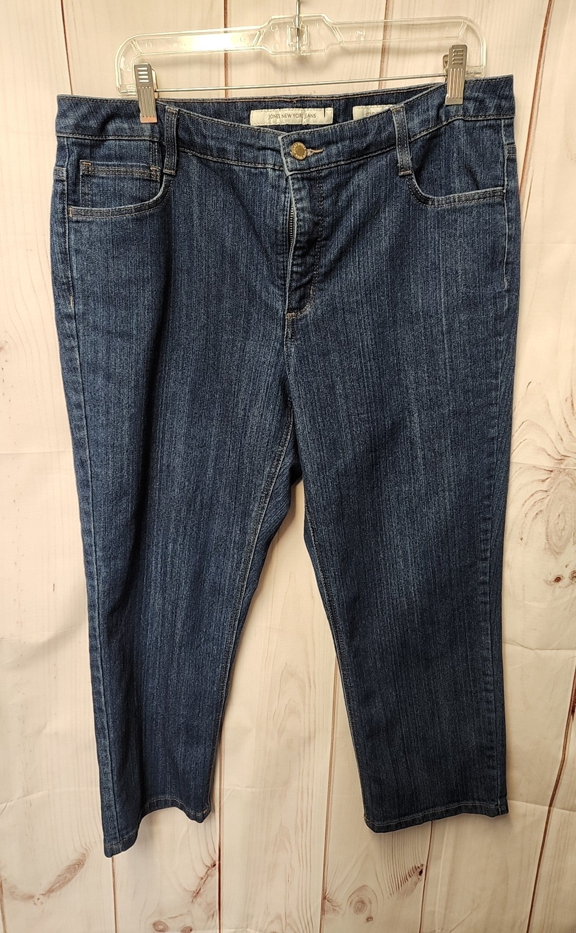 Jones New York Women's Size 32 (13-14) Blue Jeans City Cuffed Capri
