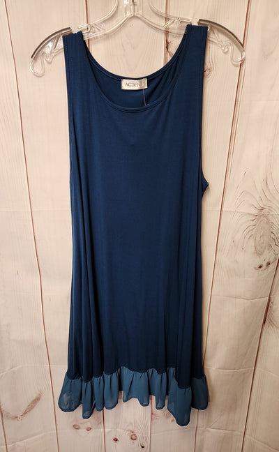 Accent Women's Size M Teal Dress