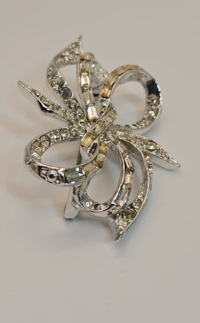 Silver Bow Brooch Pin