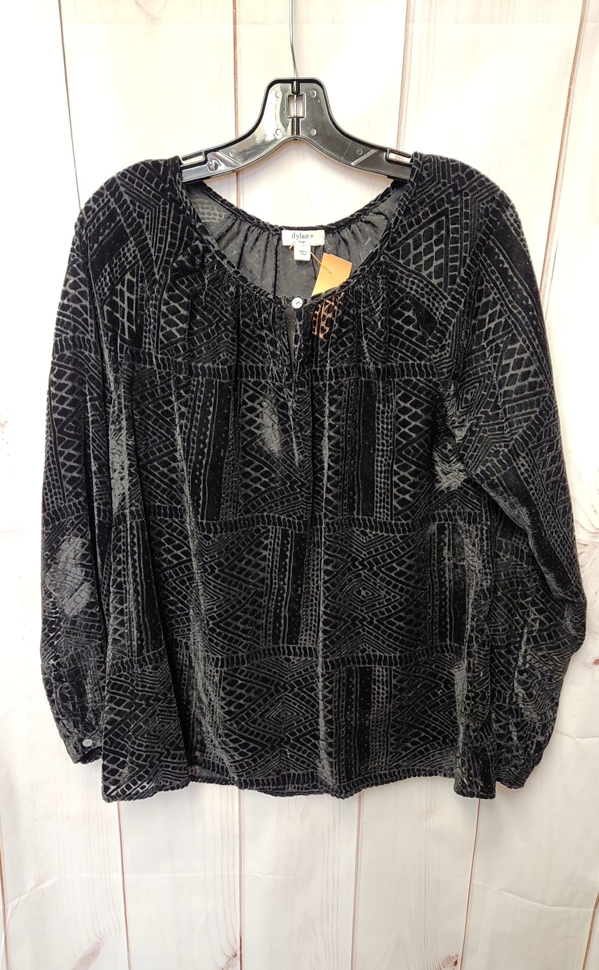 Dylan Women's Size L Black Velour Long Sleeve Top