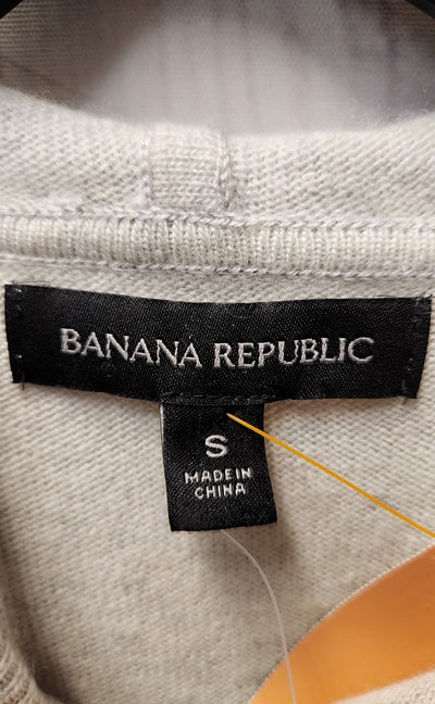 NWT Banana Republic Women's Size S Gray Sweater