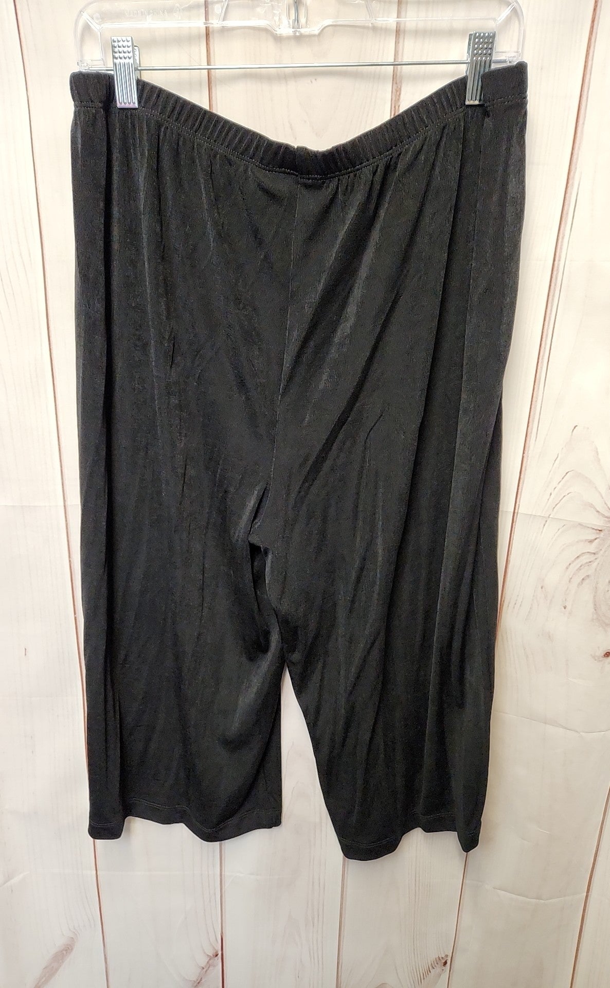 Chico's Travelers Women's Size 3 = US 16 Petite Black Pants Crop