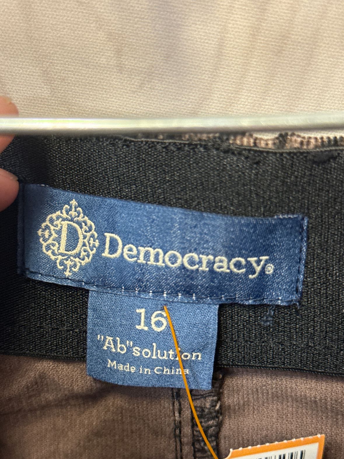 Democracy Women's Size 16 Black & Brown Skirt