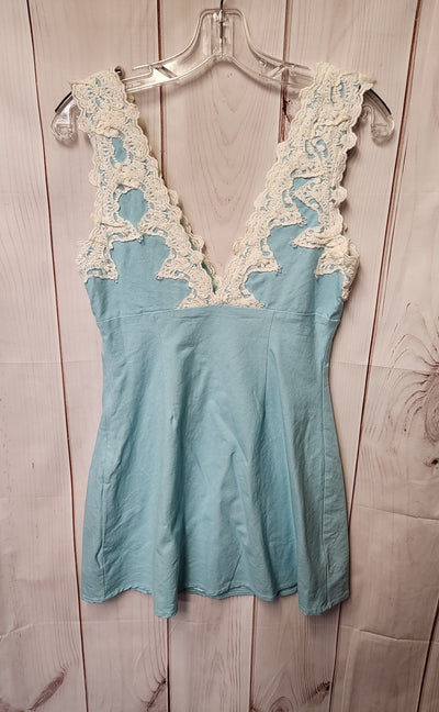 Le Lis Women's Size S Light Blue Dress