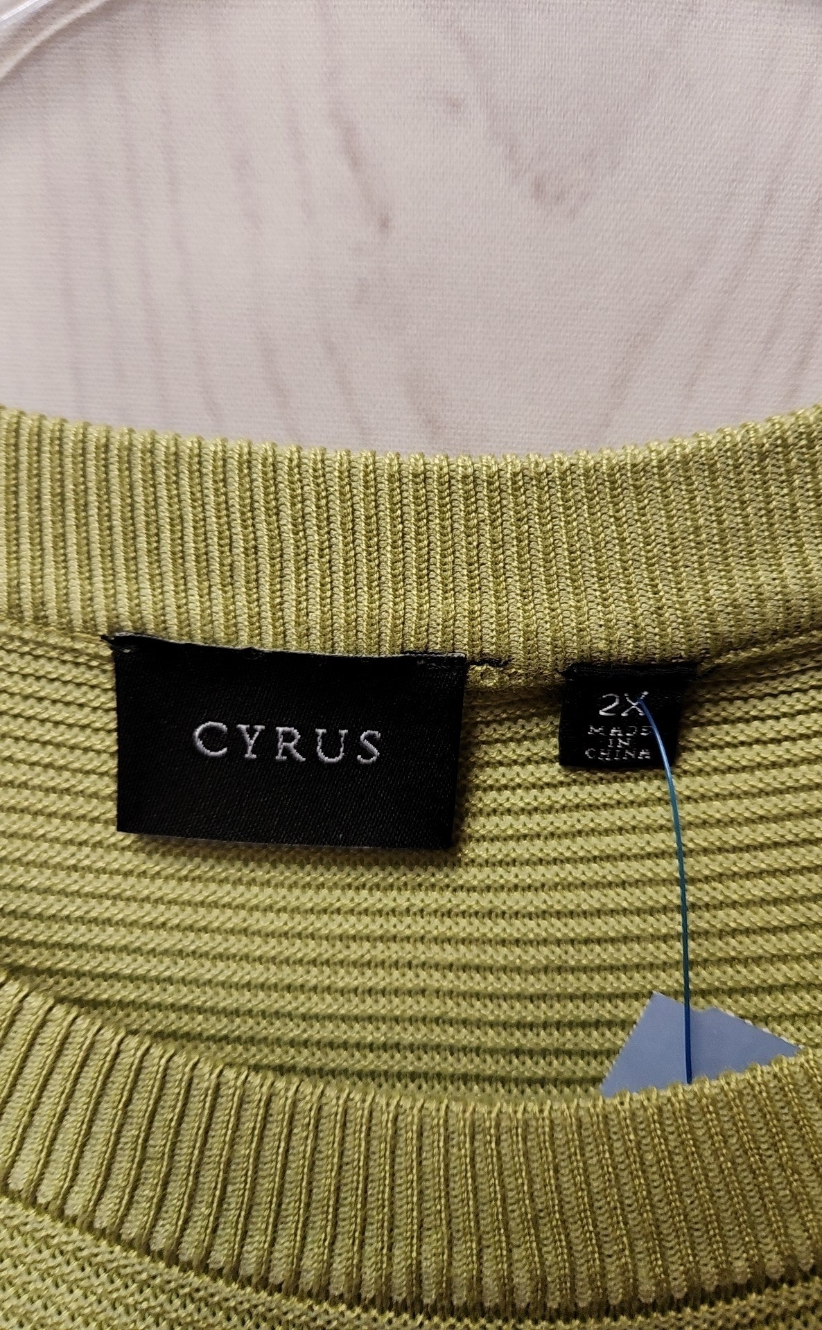 Cyrus Women's Size 2X Green Sweater