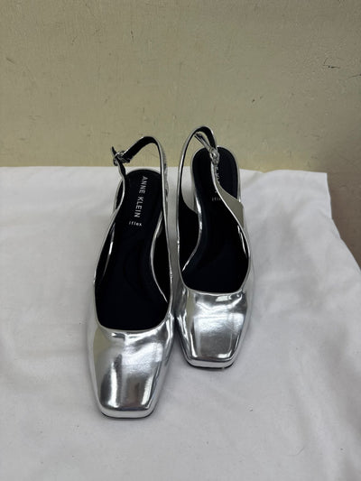 Anne Klein Women's Size 7-1/2 Silver Pumps Shoes