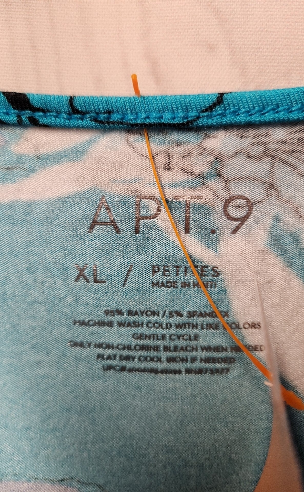 Apt 9 Women's Size XL Petite Blue Floral Short Sleeve Top
