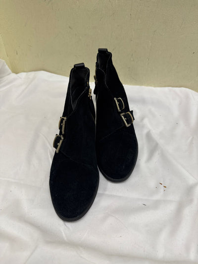 Ellen Tracy Women's Size 6 Black Leather Boots Shoes