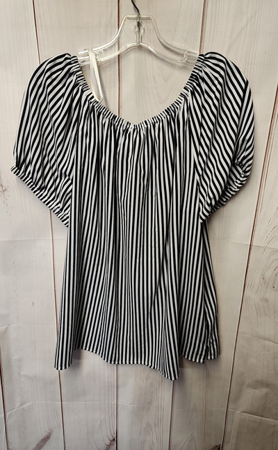 Chico's Women's Size 2 = US L White & Black Short Sleeve Top