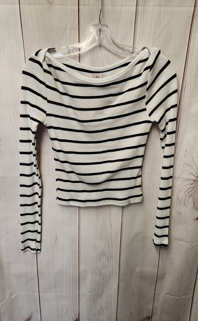 Bdg Women's Size S White & Black Long Sleeve Top