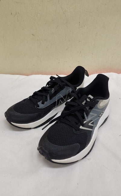 New Balance Boy's Size 3 Black Sneakers
