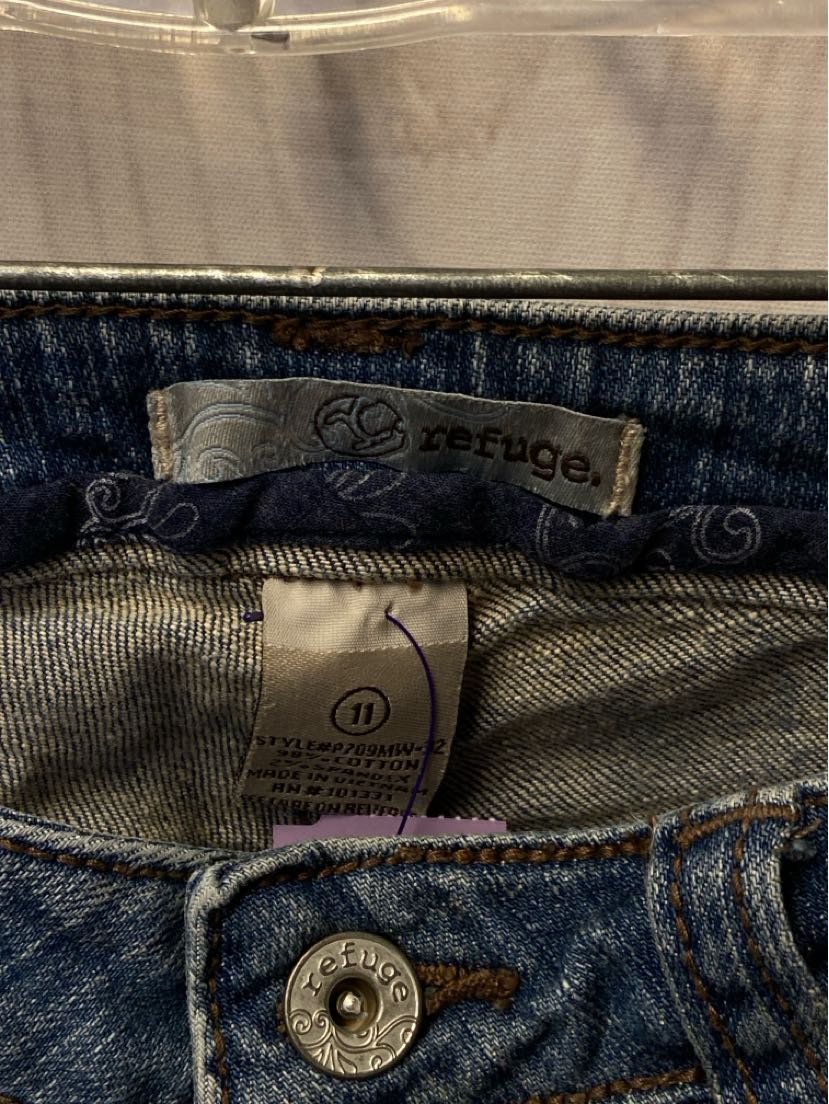 Refuge Women's Size 31 (11-12) Blue Jeans