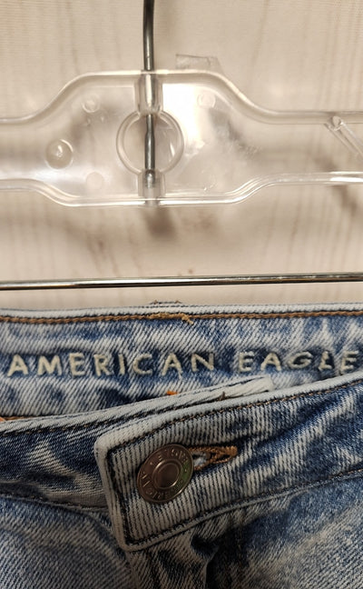 American Eagle Women's Size 31 (11-12) Blue Jeans Mom Jean