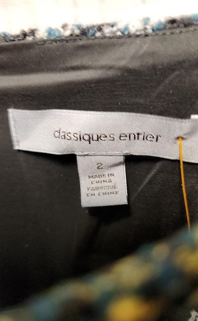 Classique Women's Size 2 Black & Green Skirt