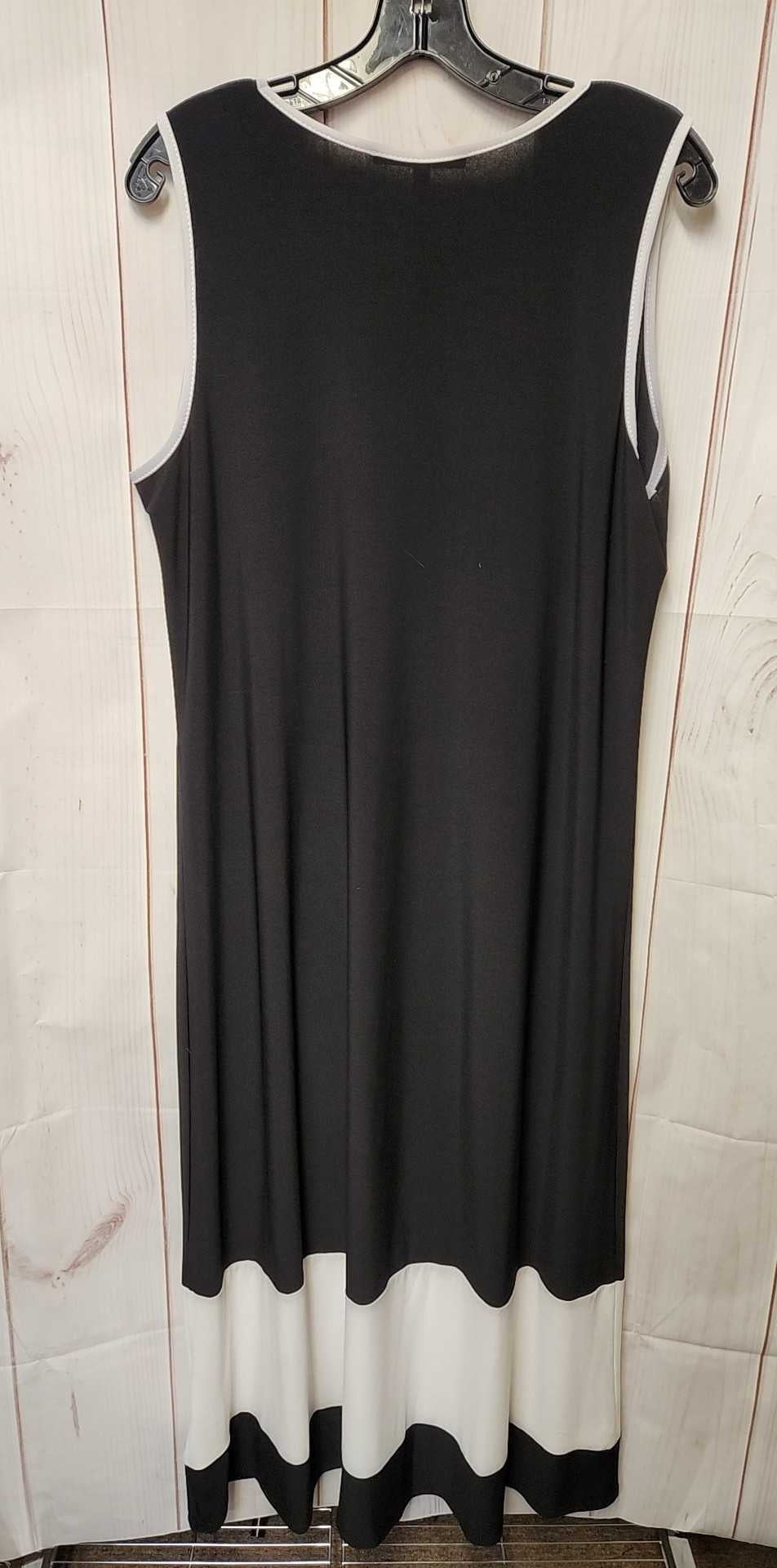 Nik and Nash Women's Size XL Black Dress