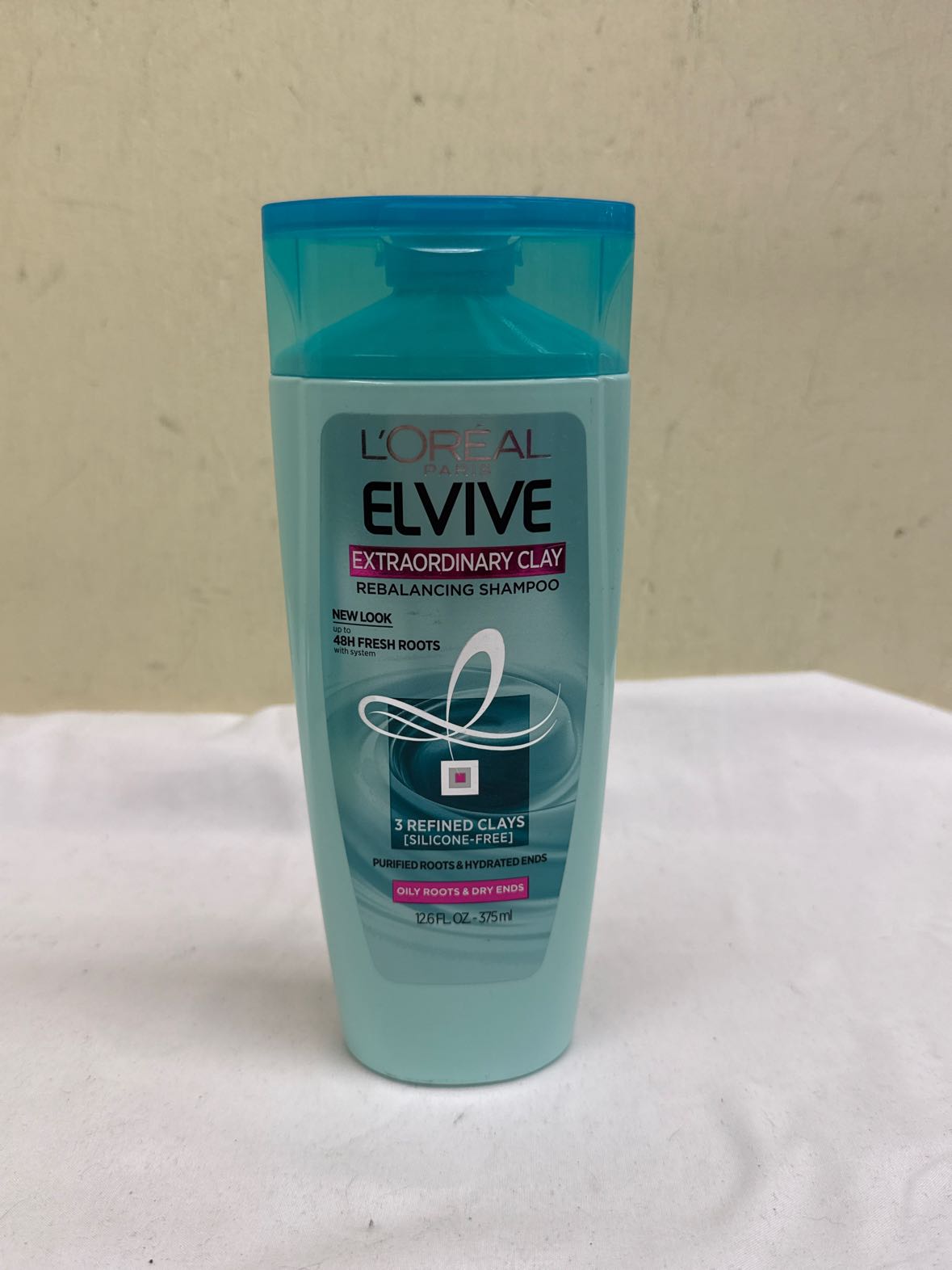 L'Oreal Elvive Extraordinary Clay Rebalancing Shampoo 12.6oz Cosmetic